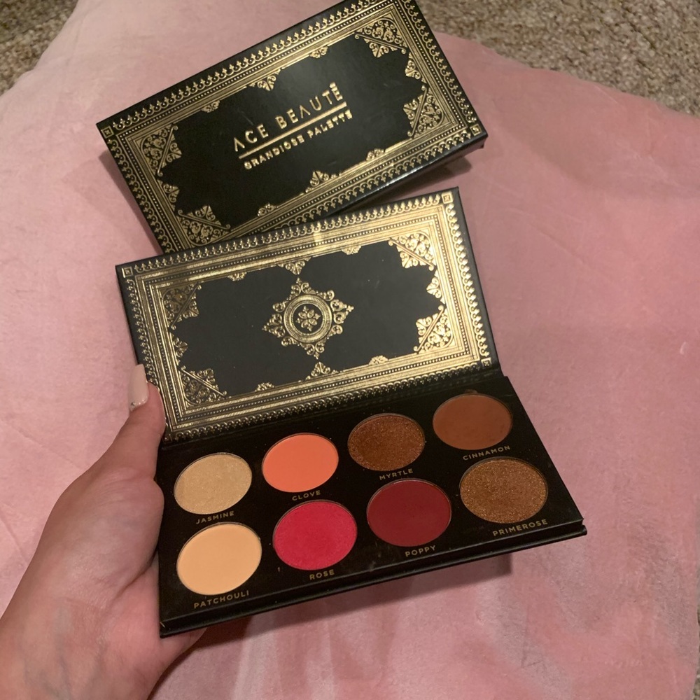Make up palette